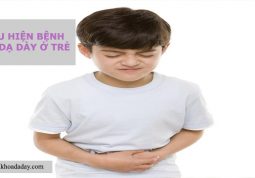 Đau bụng là biểu hiện phổ biến khi trẻ bị đau dạ dày
