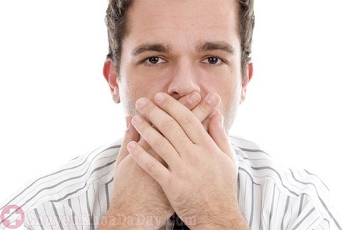 Dấu hiệu đau dạ dày chủ yếu là ợ chua, ợ nóng Dấu hiệu đau dạ dày chủ yếu là ợ chua, ợ nóng