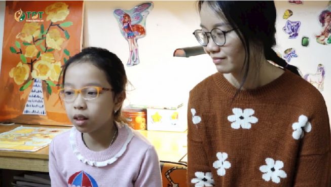 Mẹ và Tùng Chi 9 tuổi chia sẻ về quá trình chữa khỏi dạ dày